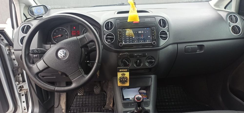 Volkswagen Голф 5+ отличен