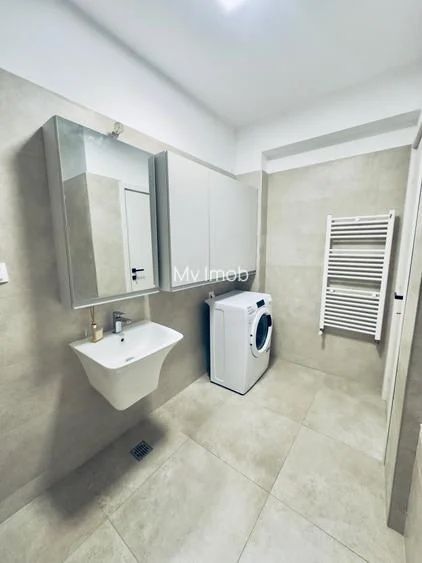 Apartament cu 2 camere de vanzare in Tractorul la Mozaic Residence ,et 6/8 cu loc de parcare inclus si mobilat complet