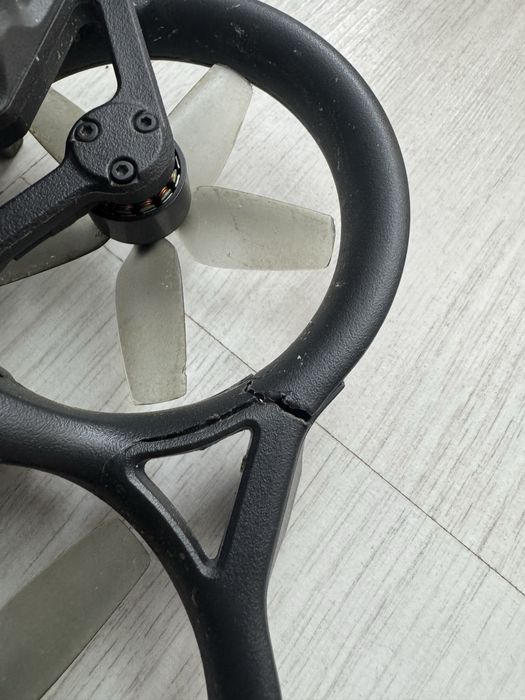 Dji googles integra, rc motion controller 2,2 baterii avata 1 cu dock,avata 1 lovita( pentru piese sau reparat)