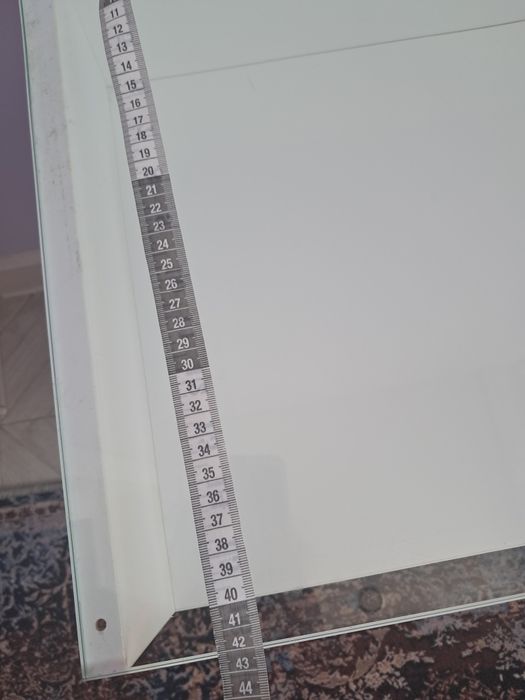 Продам 2 прикроватные тумбочки.