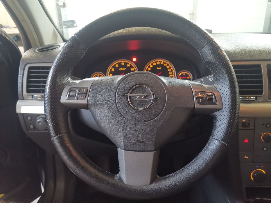 Opel Vectra C 2.2 Direct на части