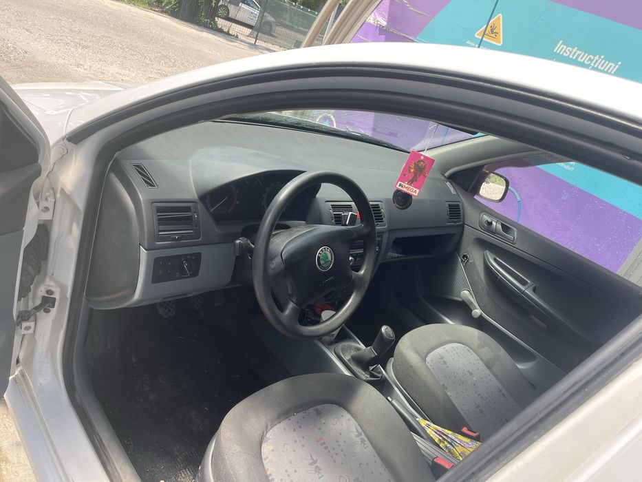 SKODA Fabia 2005 — imagine 5