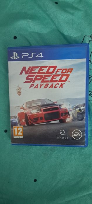 Jocuri ps4 in stare buna + controlere.