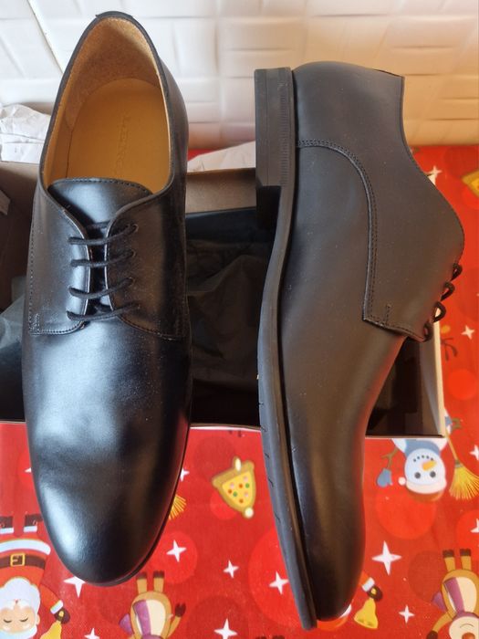 Pantofi eleganți bărbați