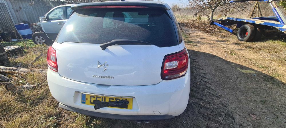 Citroen ds3, на части.