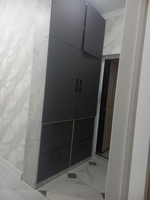 Срочно Прихожка 270×135×32 продаю