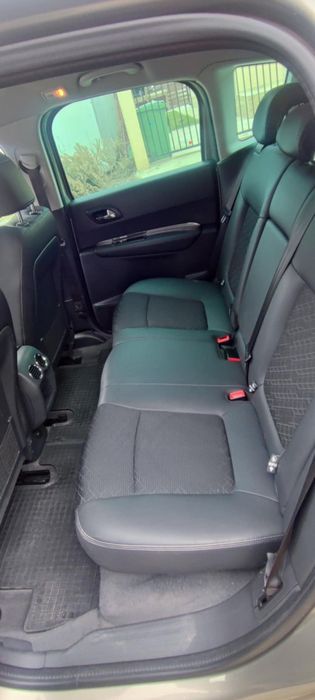 Vând Peugeot 3008 Hybrid