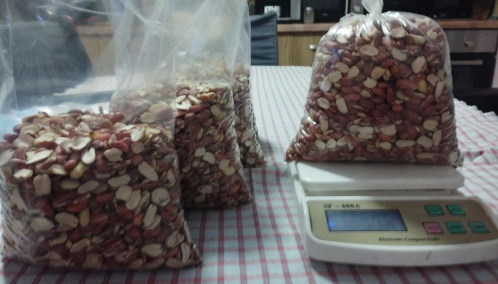 Фъстъци български