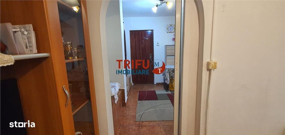 Apartament 3 camere de vanzare zona Dedeman