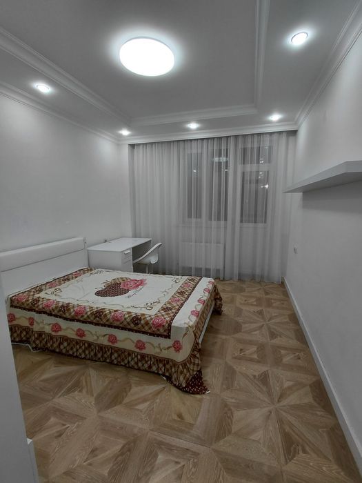 Продается 6-ти комн.квартира