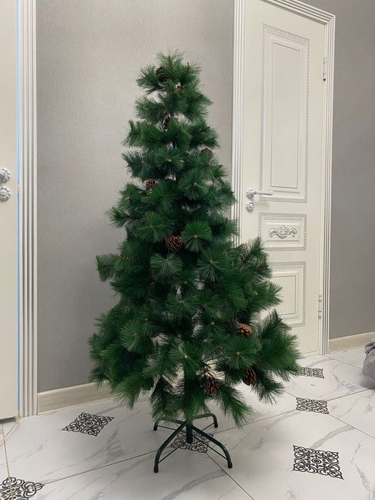 Продам новогоднюю елку