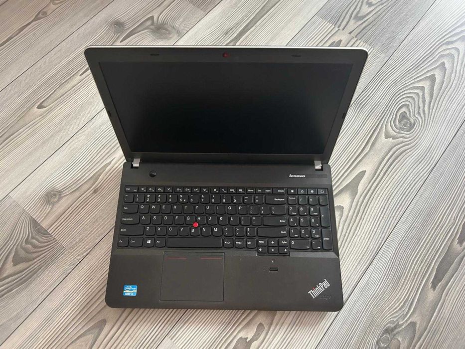 Vand Laptop Lenovo ThinkPad Edge, Windows 10 Pro cu licenta si SSD