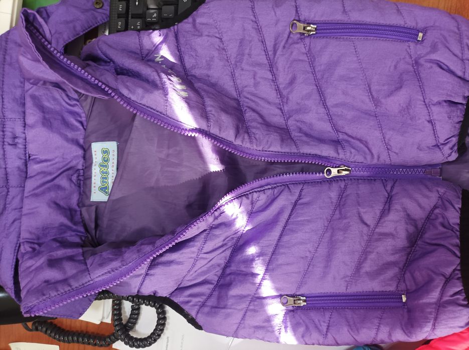 Безрукавки размер 104,122