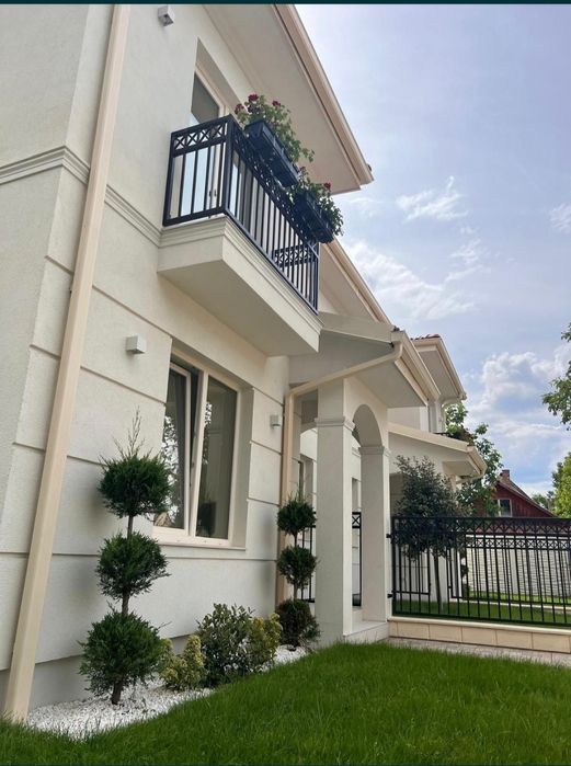 Proprietar vand o parte duplex nou Micalaca