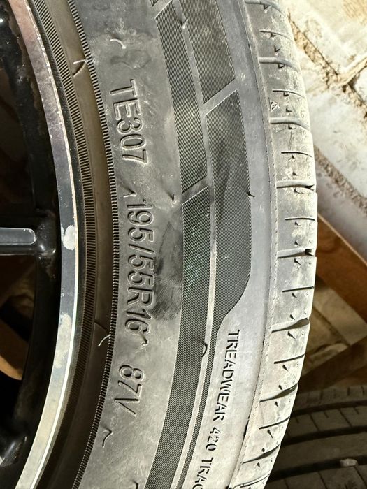 Продам диски с резиной