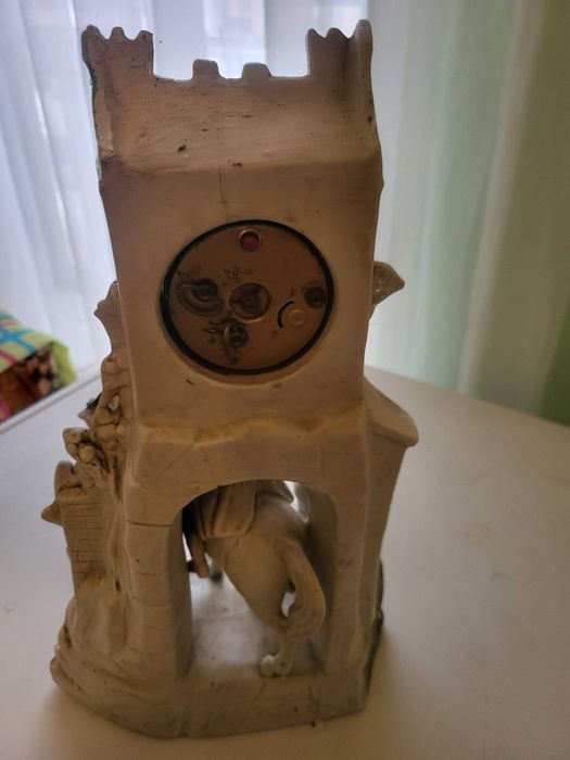 Старинен часовник Lumen