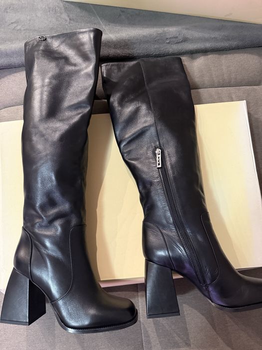 Продам женакие сапоги евро