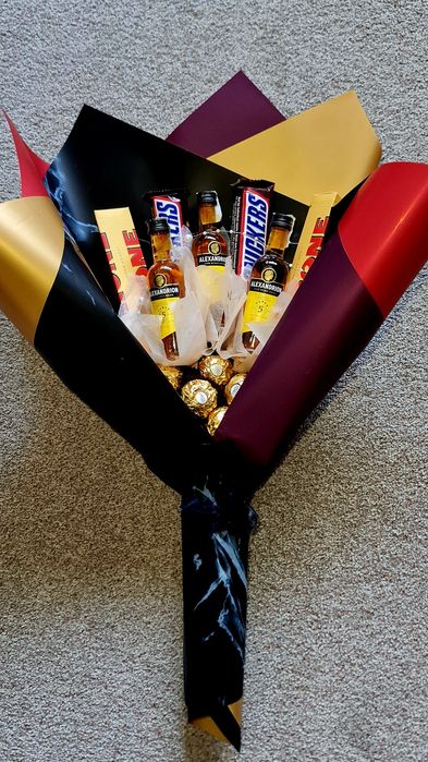 Cadou pentru barbati - Aranjament cu bautura si dulciuri