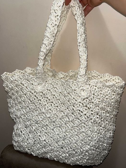 Sacosa geanta crosetata din ayaz raffia alba