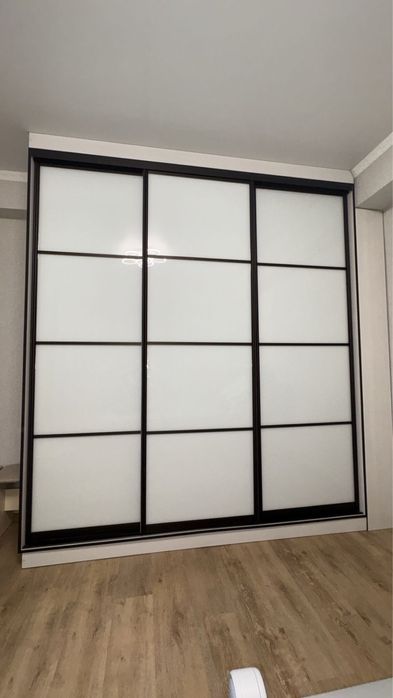 Продам шкаф купе