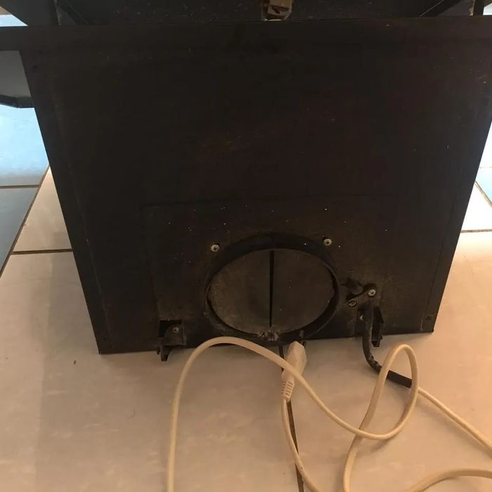 Вытяжка непользованная