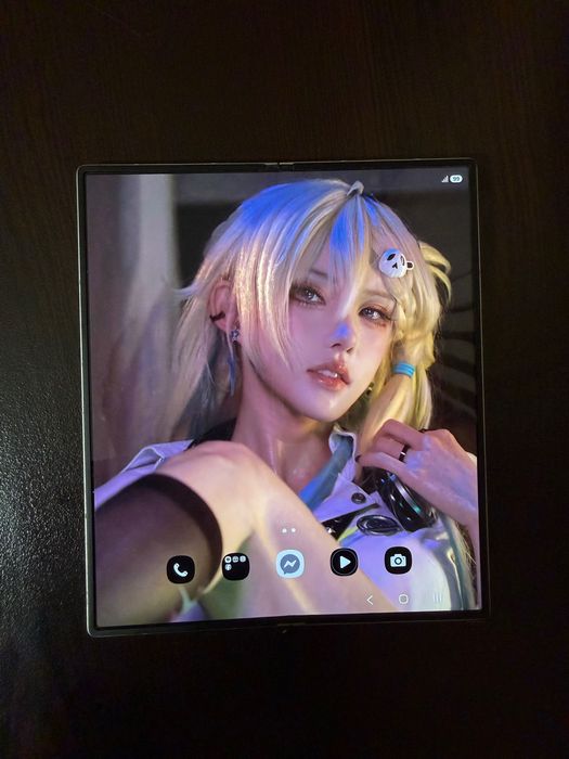 Samsung Z Fold 6