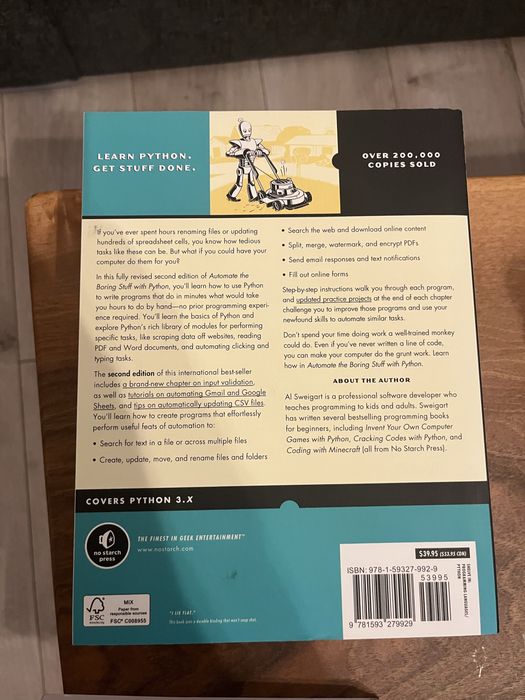 Лот книги - Python - програмиране и наука за данните