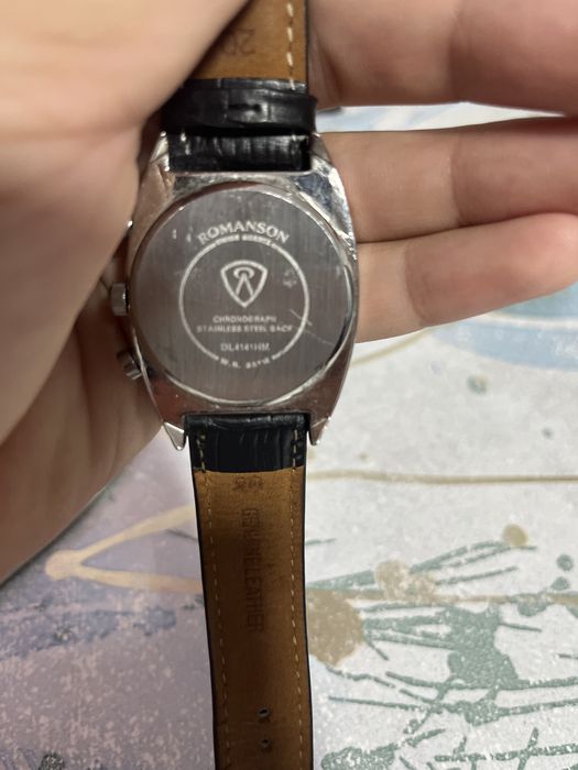Продам наручные часы ROMANSON Dl4141HM