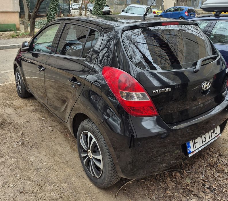 Hyundai i20 diesel 2011 – consum mic, întreținută, anvelope vară/iarnă