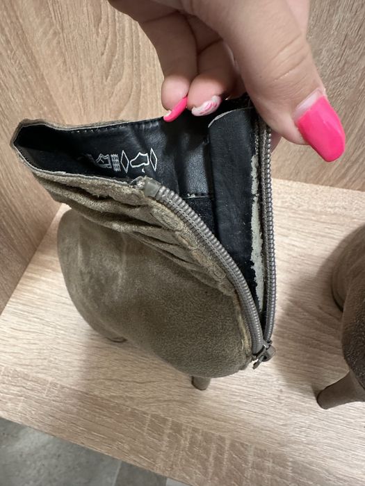 Дамски високи обувки