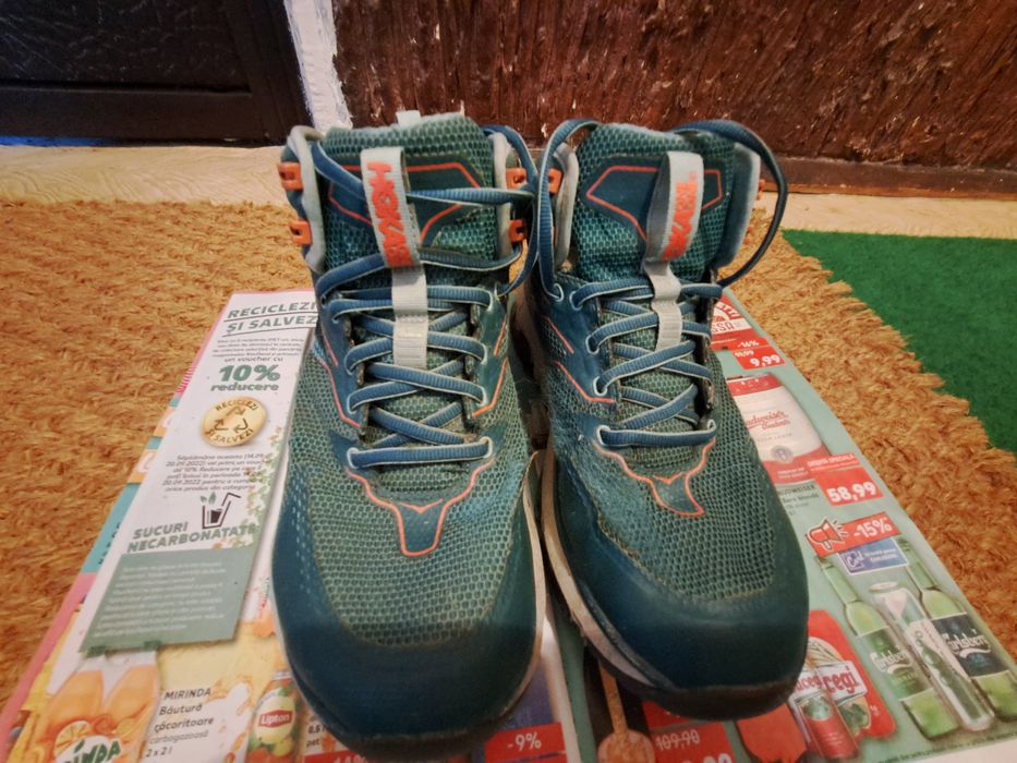 Bocanci trekking Hoka Toa