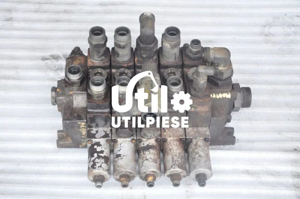 distribuitor hidraulic manitou 627 627h 727 730 mt + piese manitou