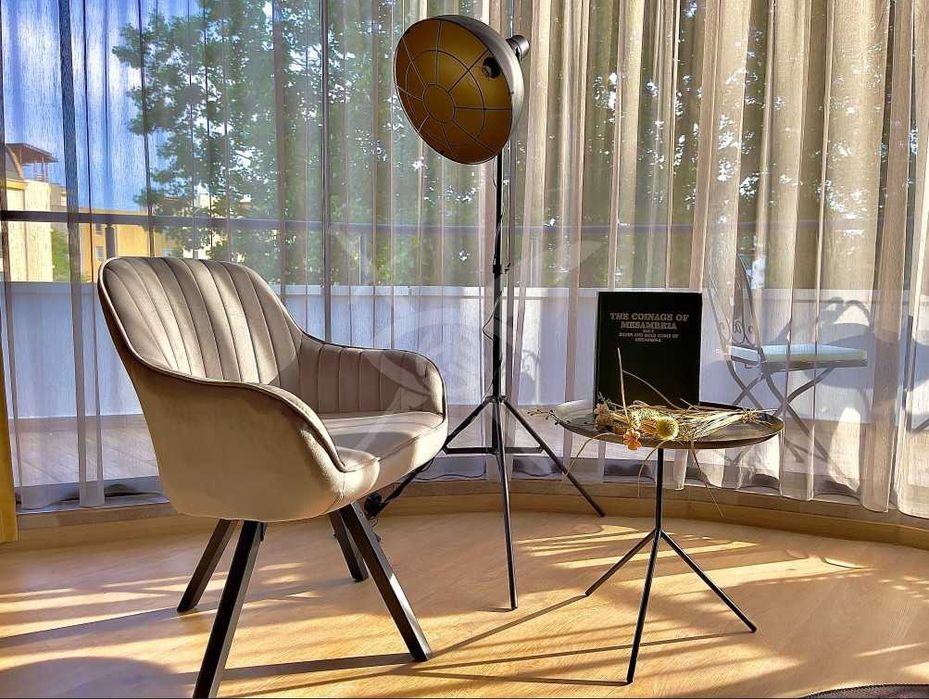 Продава се Двустаен апартамент в к.к. Слънчев бряг - 82 кв.м за 1293 €/кв.м - Снимка #1