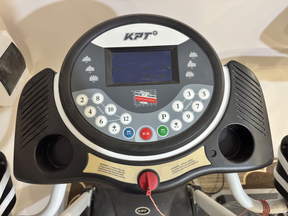 Продам беговую дорожку