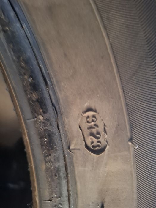 Продам Автошины 215 60 R16