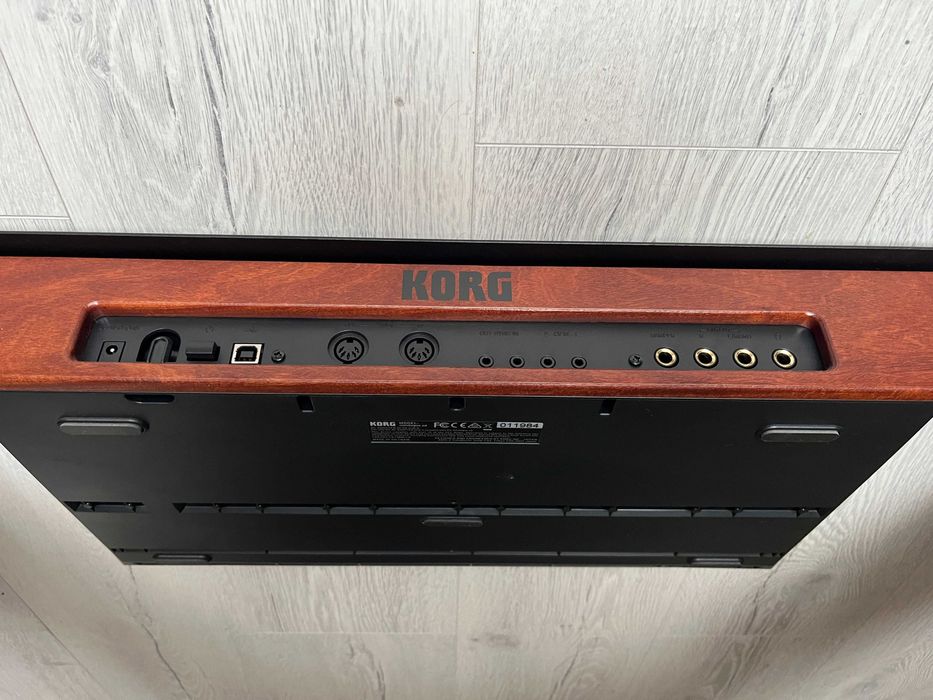 Korg Minilogue XD - Аналогов Синтезатор - 37 Клавиша / 4 Гласа