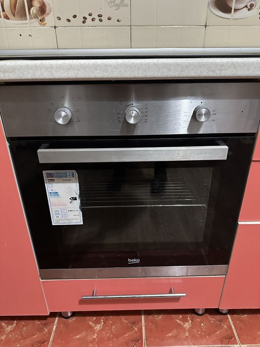 Продается духовой шкаф