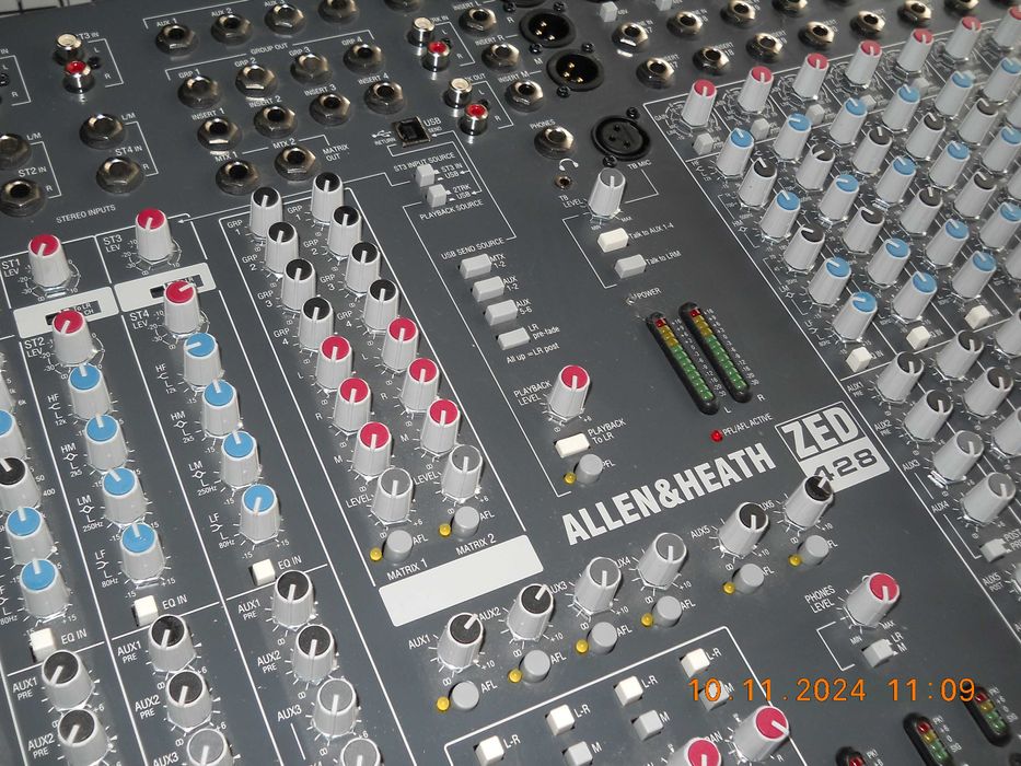 Mixer Allen&Heath 428 ZED