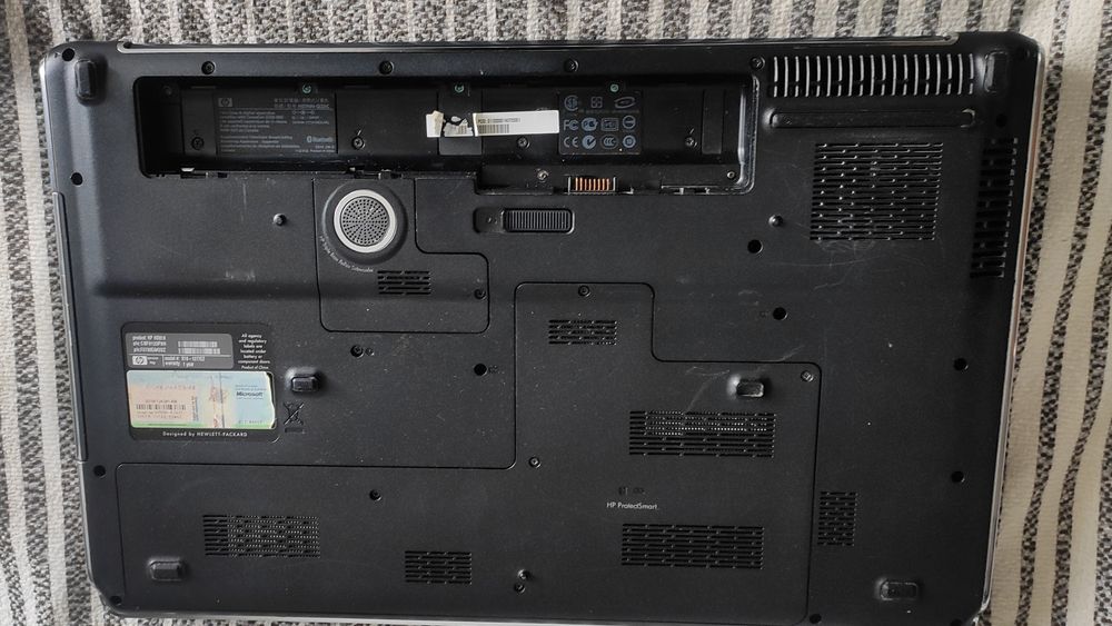 Лаптоп HP 17" с LED екран за части 17"