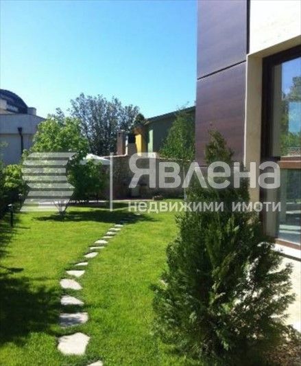 Продава се Многостаен апартамент в Варна, м-т Евксиноград - 210 кв.м за 1786 €/кв.м - Снимка #4