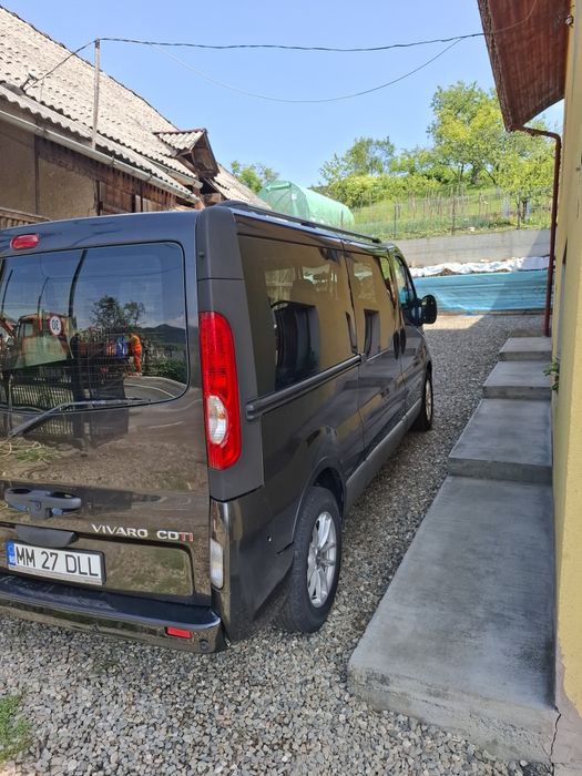 Opel Vivaro 2.0D 2011