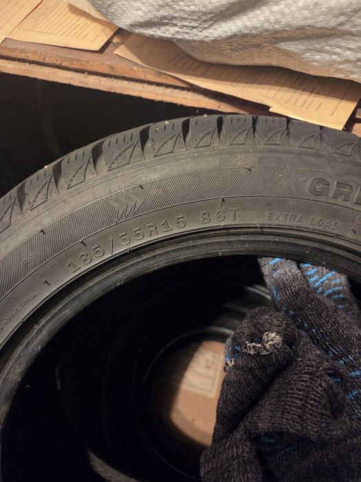 Продам зимние шины на R 15