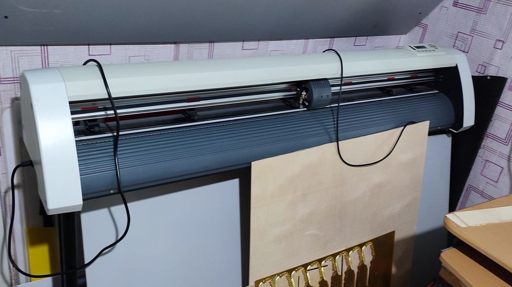 Готовый бизнес: лазер + плоттер