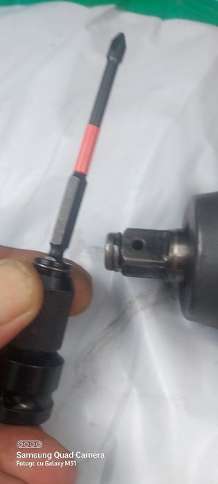 Adaptoar  vârf impact 1/2 la hexagon pentru biți