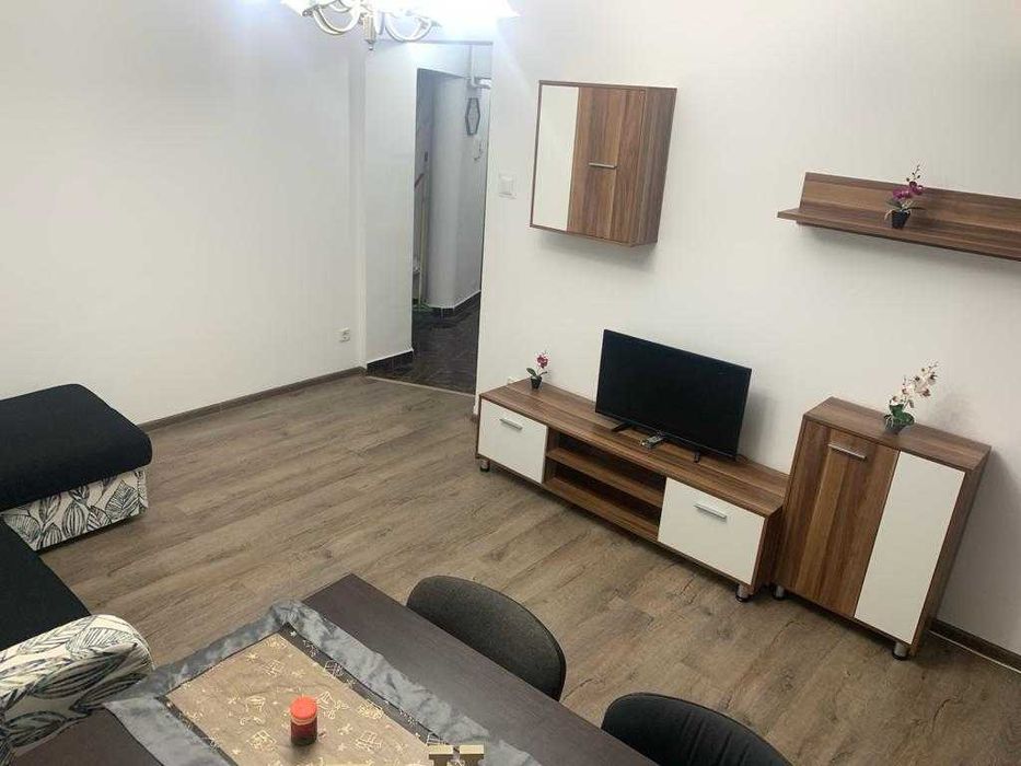 Inchiriez apartament 3 camere ultracentral