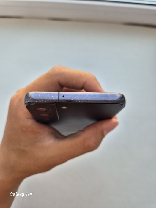 Samsung S22  8/256