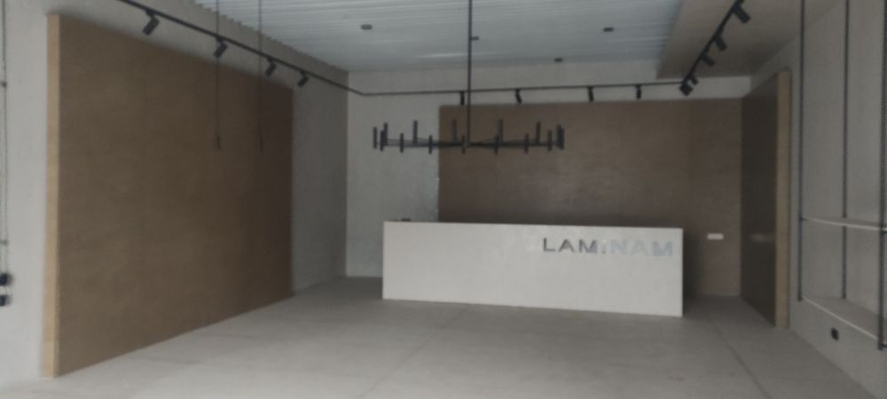 Продаётся отдельно стоящий здание 2 этажей плюс подвал 780 кв.м