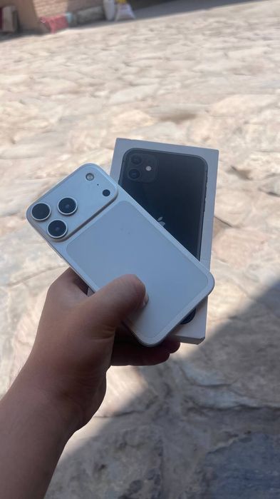 iphone 11 17 korpus koyilgan zor sostoaniyada