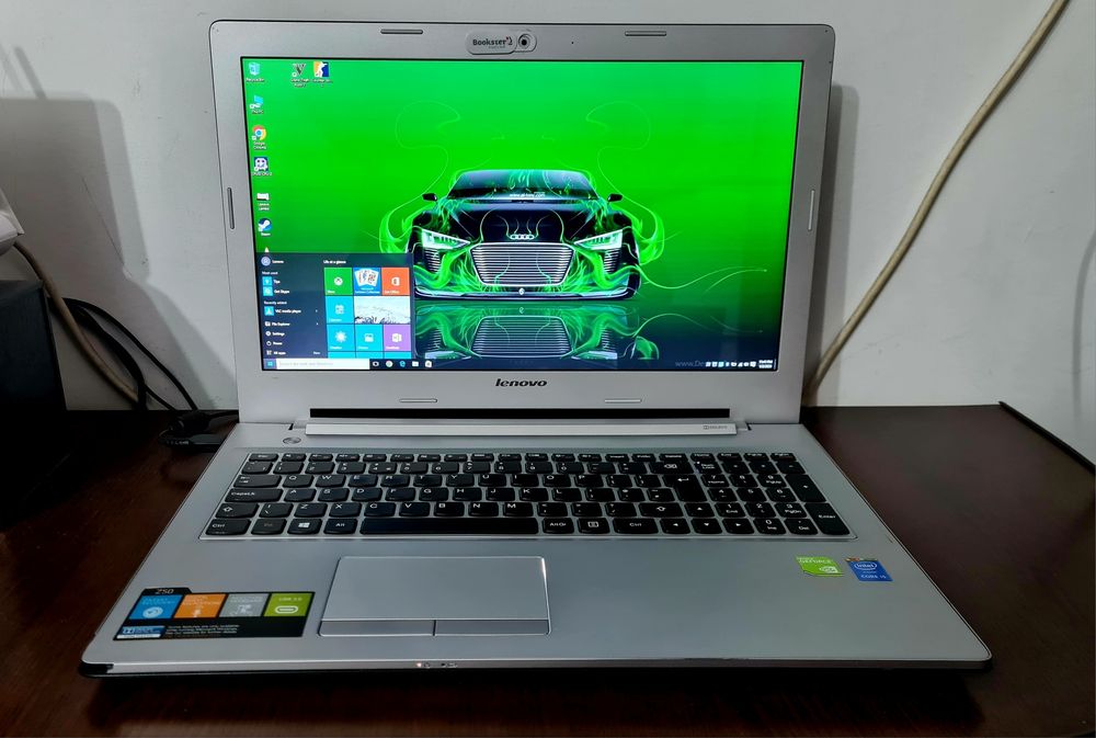 Laptop gaming Lenovo cu procesor i5 Haswell /Placa video 4Gb /8 GbRam