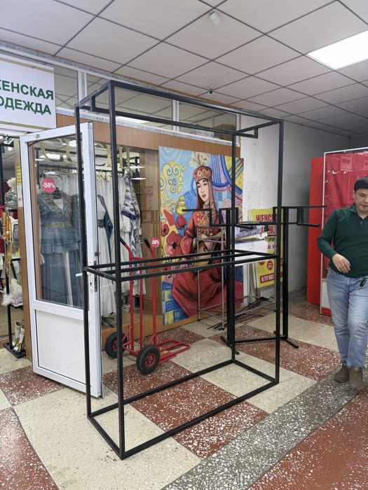 Стойка вешалка шкаф мебель для магазина лофт